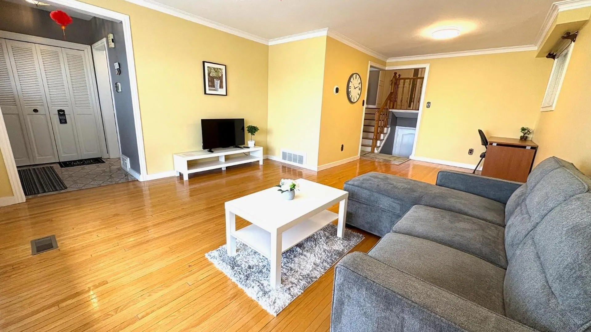 بيت ضيافة Cozy Stay, Self Check-In With Parking Available Upon Request تورونتو